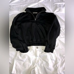 🔥🖤Excellent Used Cropped Sweatshirt🖤 - Read Description*